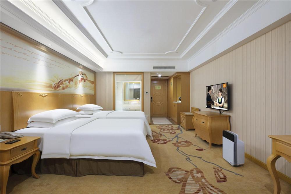 Vienna Hotel Zhengzhou Zhongyuan Futa Extérieur photo