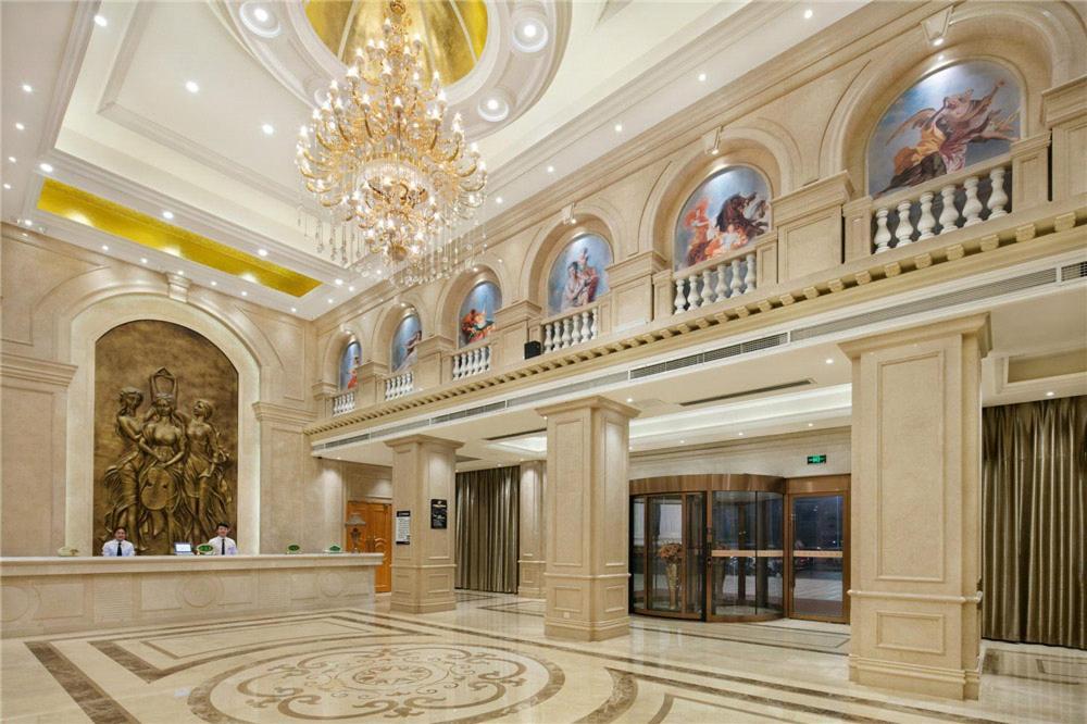 Vienna Hotel Zhengzhou Zhongyuan Futa Extérieur photo