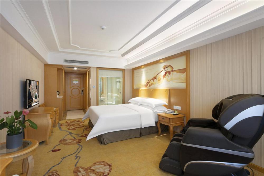 Vienna Hotel Zhengzhou Zhongyuan Futa Extérieur photo
