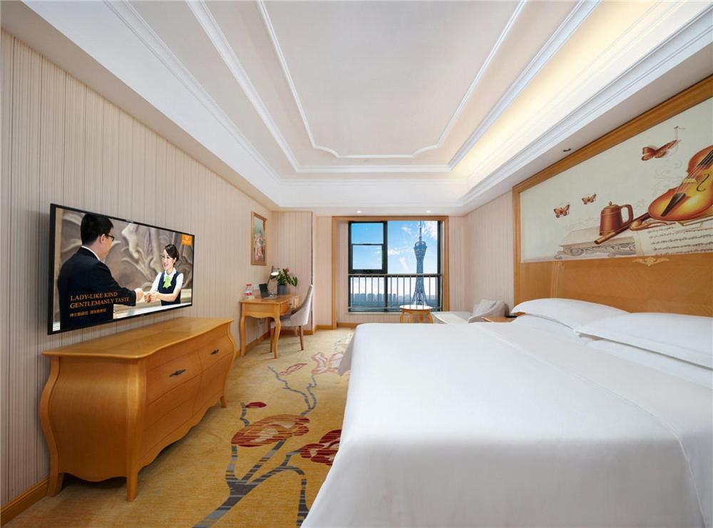 Vienna Hotel Zhengzhou Zhongyuan Futa Extérieur photo